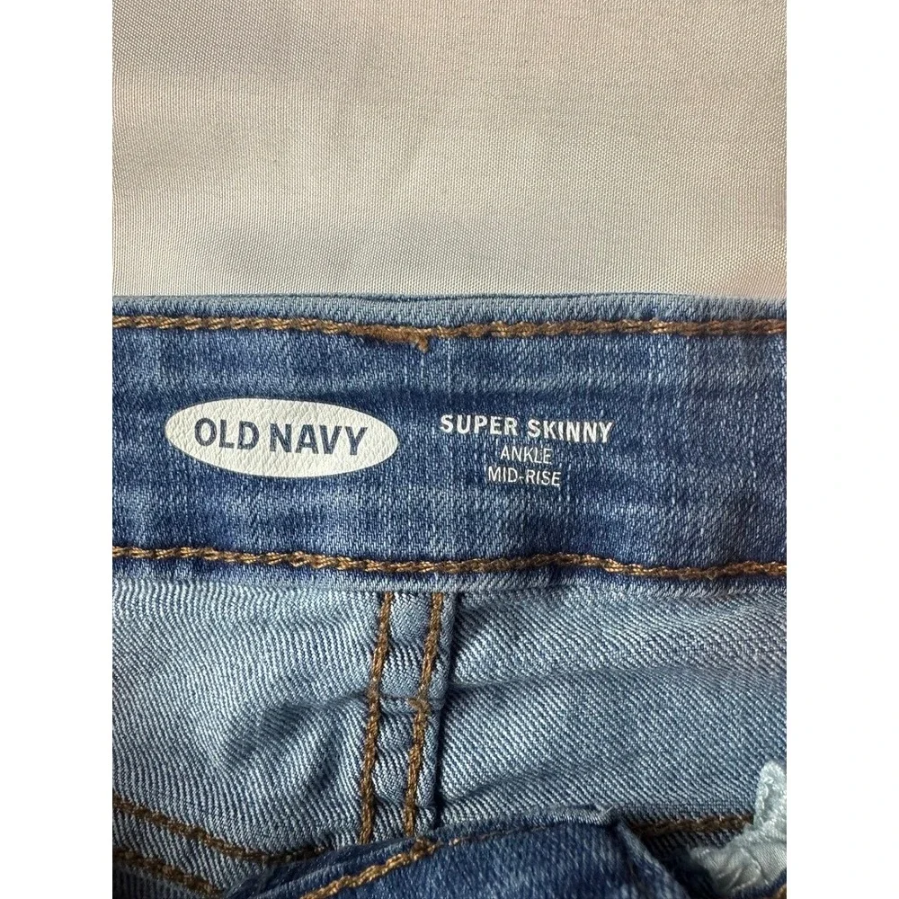 Old Navy Super Skinny Ankle Jeans Mid-Rise Medium Wash Blue Denim Pants
